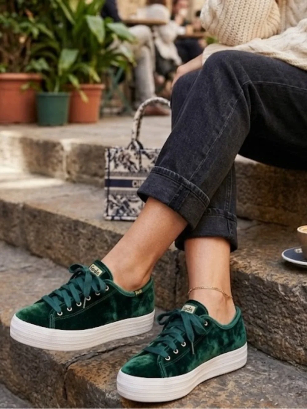 Keds Womens Triple Up Velvet Sneaker size 8
